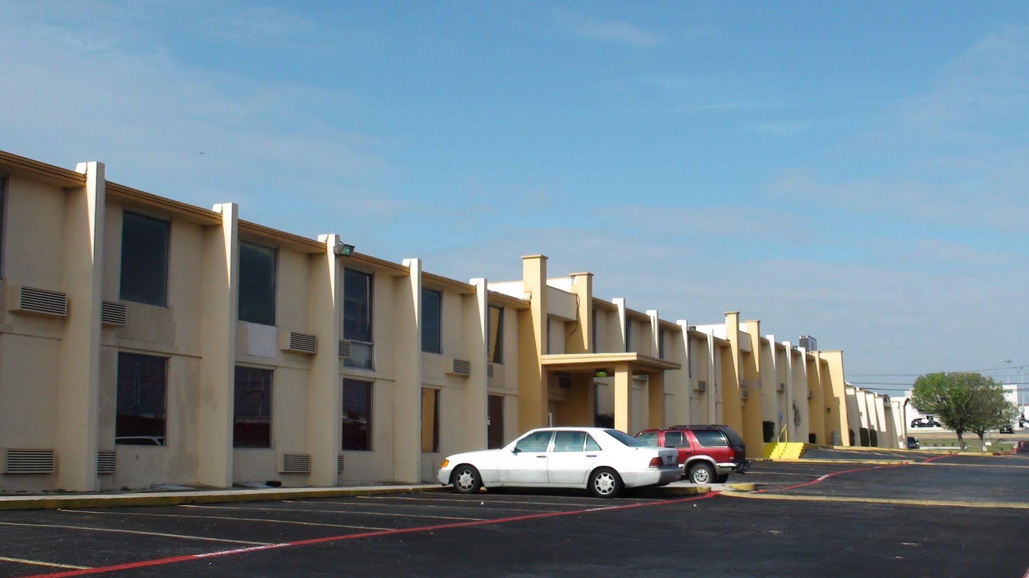 Inko Hotel Killeen Exterior photo